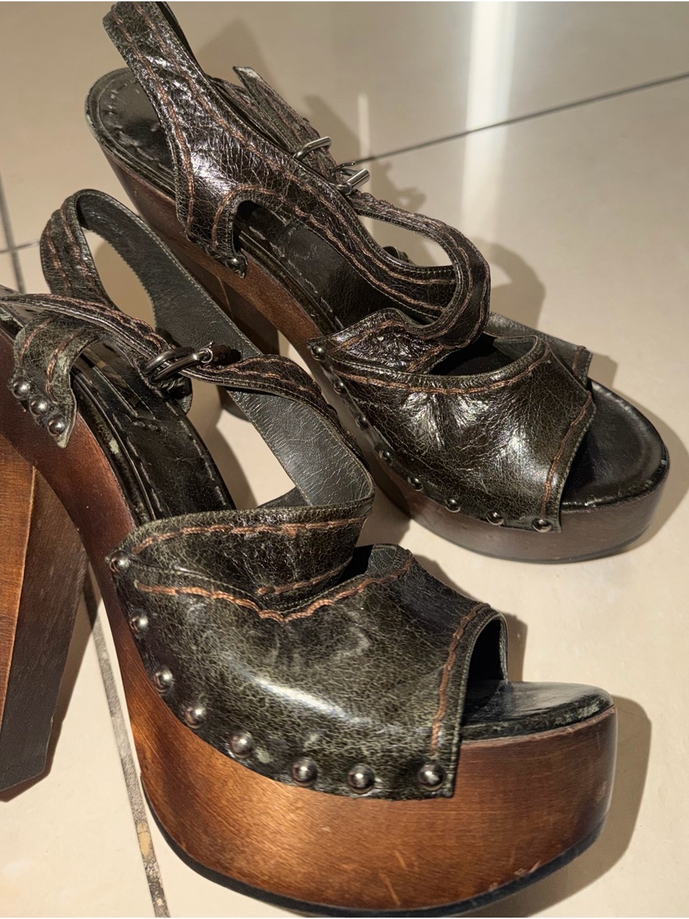 Women’s PRADA BROWN Leather Platform Slingback Heels 39